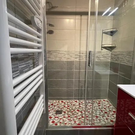 公寓 Red Pearl- Piscine, Parking Prive, Pour 4 Personnes Equipe, De Richelieu A 200 Metres