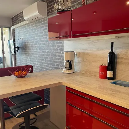 Red Pearl- Piscine, Parking Prive, Pour 4 Personnes Equipe, De Richelieu A 200 Metres * 阿格德